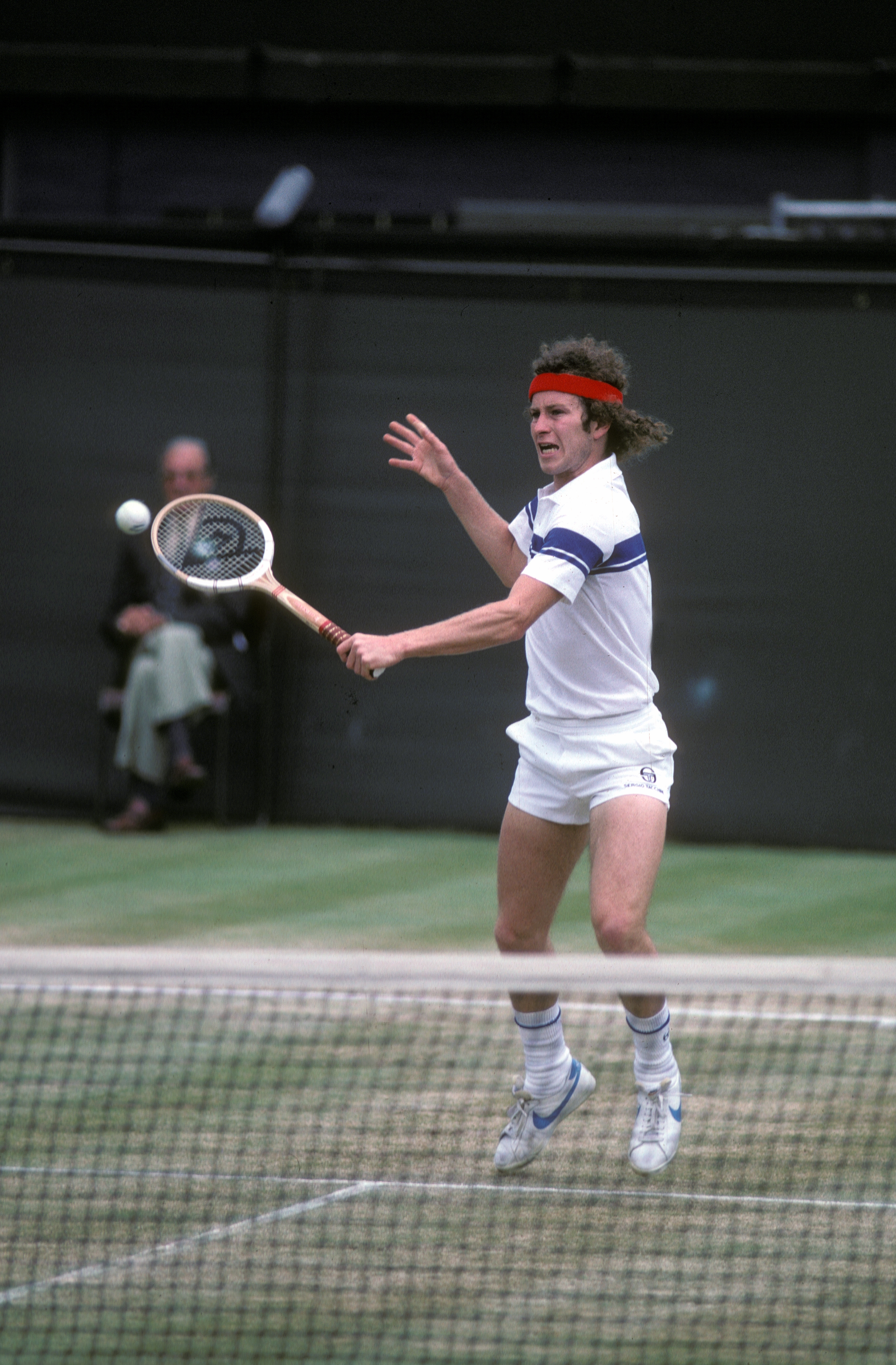 How tennis changed from white to yellow balls thanks to David