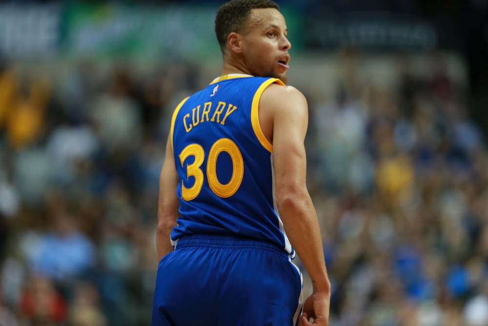 Warriors: Stephen Curry & ESPN collaborate for Howard University