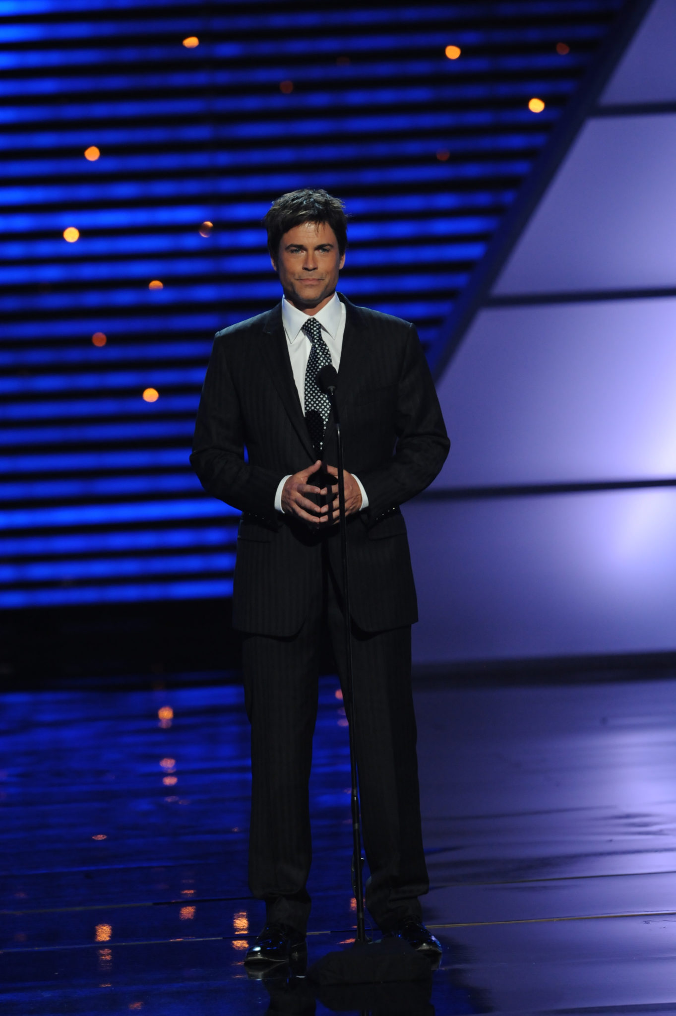 Acclaimed Actor Rob Lowe Narrates ESPN Films’ “Yankees-Dodgers: An 